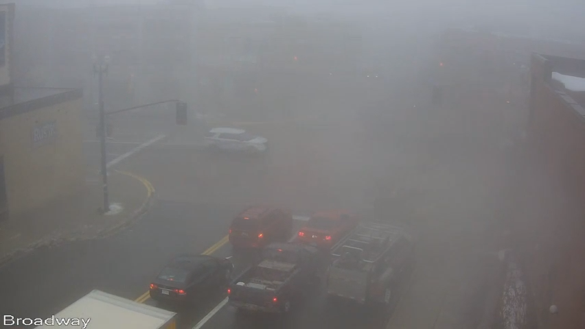 Very foggy conditions in Orangeville today ... Check our live weather camera! digitalvisionsecurity.ca/orangeville-we…