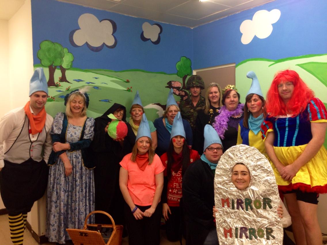 Cast of Snow White St Mellons Style.. <a href="/headcaseymike/">Mike Casey-Head</a> @AndreaMallalieu