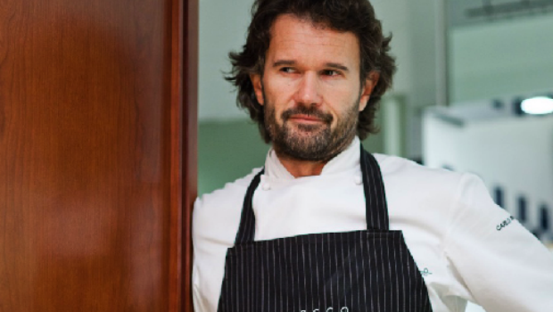 Agrodolceit's tweet photo. Quali sono i cuochi più cliccati in Italia? @craccocarlo @barbierichef  @massimobottura http://t.co/i2KSd33UiU http://t.co/JqDOOfeRez
