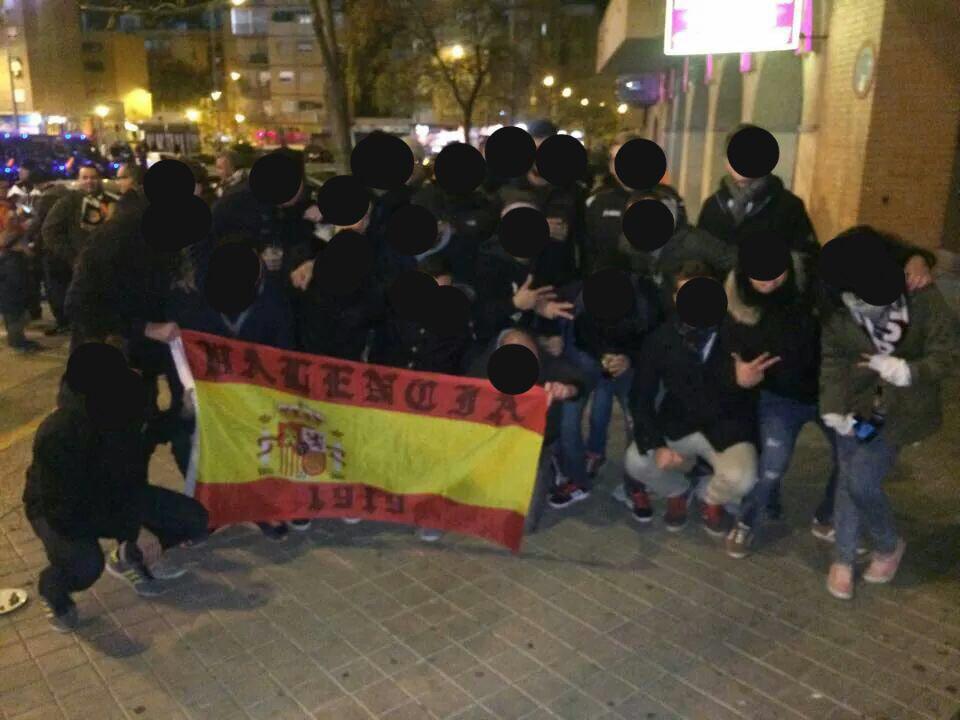 sineconditione's tweet photo. Coeranza e mentalita. Con @JovensVcf http://t.co/rwPlYtDWdh
