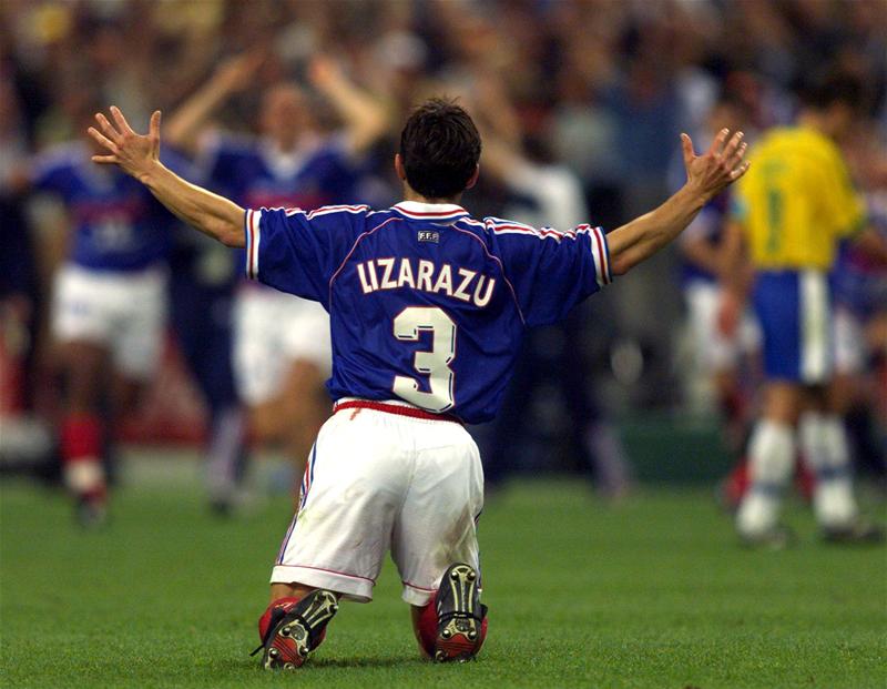 Happy 45th birthday to World Cup winner Bixente Lizarazu. He won 97 caps for France overall. Some player. 