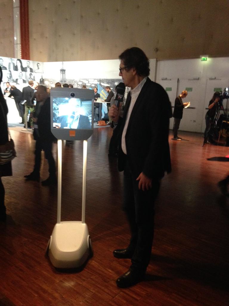 lmarchou's tweet image. .@Fsorel et @JeromeColombain en pleine discussion @leweb via #uby @orange @01netTV @bretones @slupowski #LeWeb2014