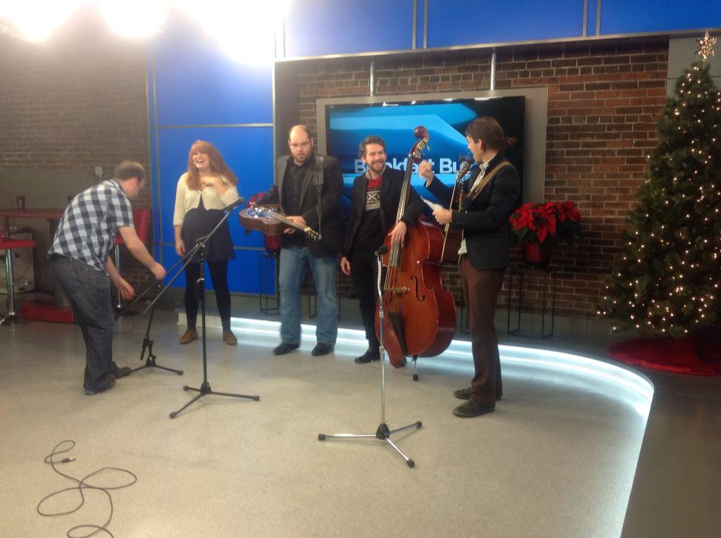 Just getting ready for a performance from <a href="/themoderngrass/">ModernGrass</a> at 7:15 on The Morning News #gmnhfx