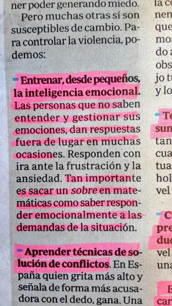 Patri_Psicologa's tweet photo. Educar en valores es educar para la vida. Un vida que valga la pena vivirse. Mi columna hoy en @marca http://t.co/JrgzS9P4WL
