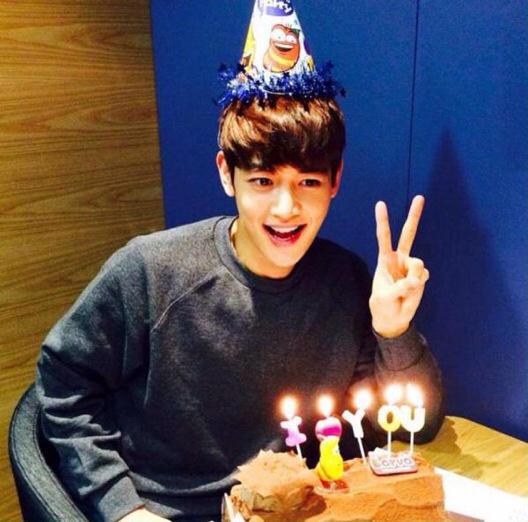 Happy Birthday My First Bias Pertama kenal K-Pop dari SHINee forever & always SHINee & CHOI MINHO !! 