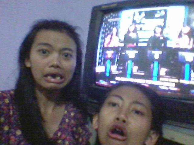 ucan78_'s tweet photo. biar gigi aja yang ompong pengen dong handphone yang ngehitz #NETMILIUNER_3 @netmediatama http://t.co/SdgO2YZdH1