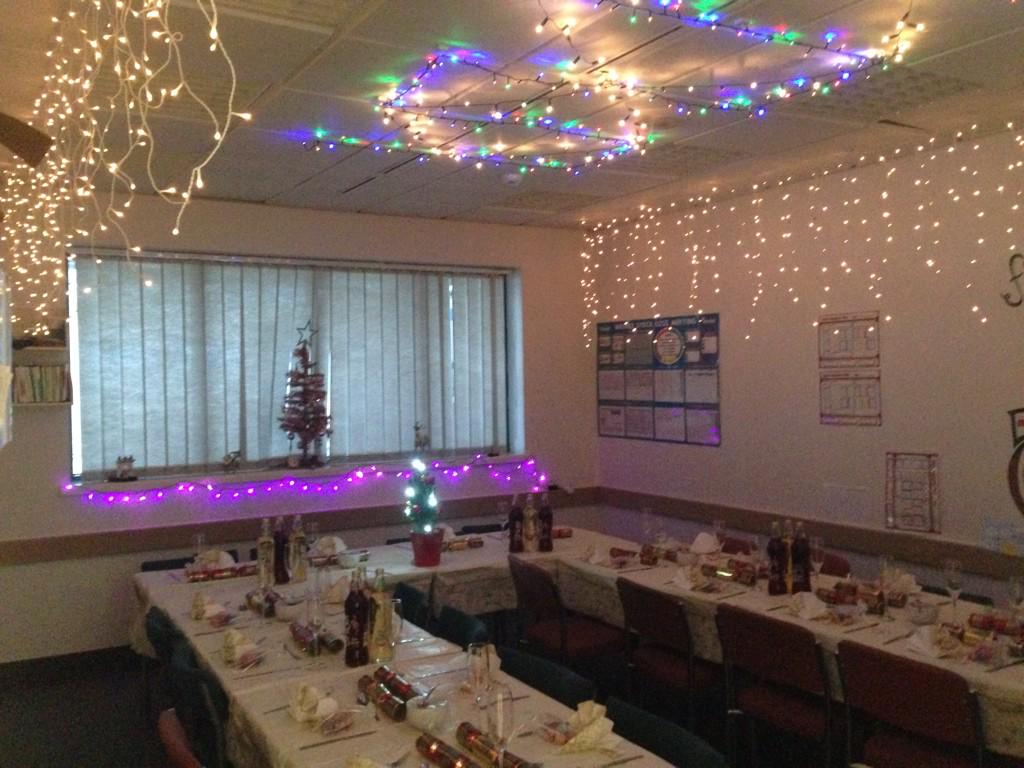 <a href="/lisawel23807795/">lisa wells</a> <a href="/mcnamara10/">andrew mcnamara</a> @ssGroup23 <a href="/NSheail/">Nicola Sheail</a> All ready for our Community lunch 🎅🎄