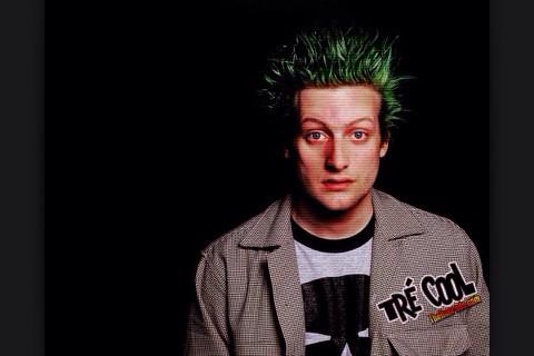 Happy birthday Trè Cool! Your the best drummer and really funny and talented and I hope to see you live some day! 