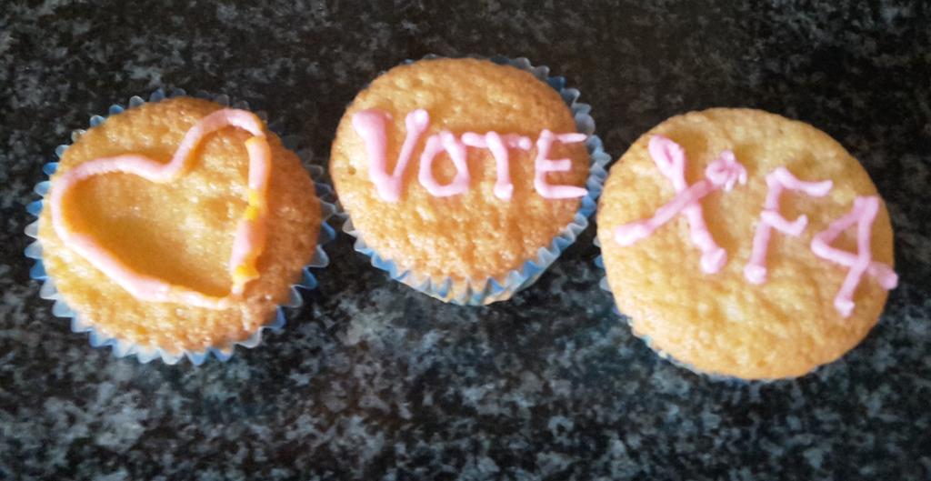 MerushaK's tweet photo. Vote "XF4" to 33121 #FourToWinXfactorSa @Four_SA http://t.co/oiZGUpopJ8