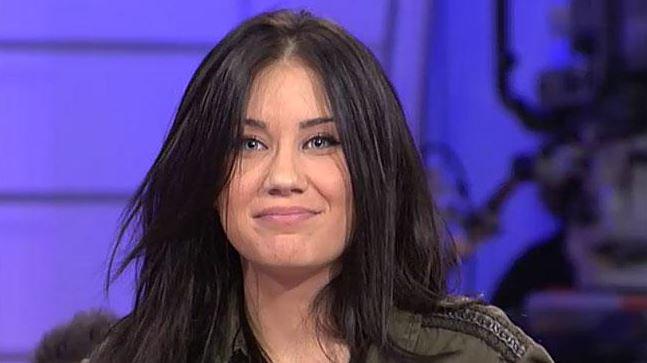 HablandoAVoces's tweet photo. Muero de amor con @IrisTortosa de  #myhyv ¡Ex de ángel y ahora a por Iván! #LaNocheZaas45 @ElTronoDeEli @zaastv http://t.co/sS3Bvot0pJ