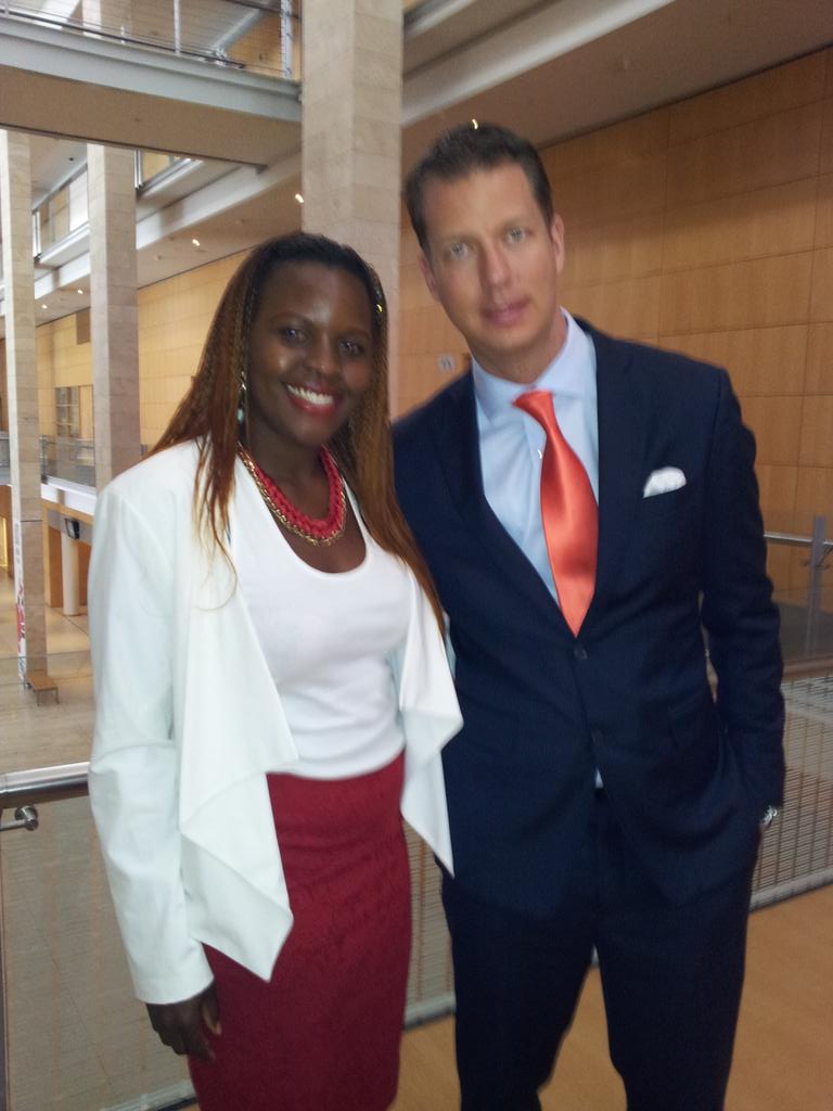 ExploreSafaris1's tweet photo. Yesterday was another life changing experience learning from the very successful people #MultiMillionares @JTFoxx http://t.co/QqycSYbGNO