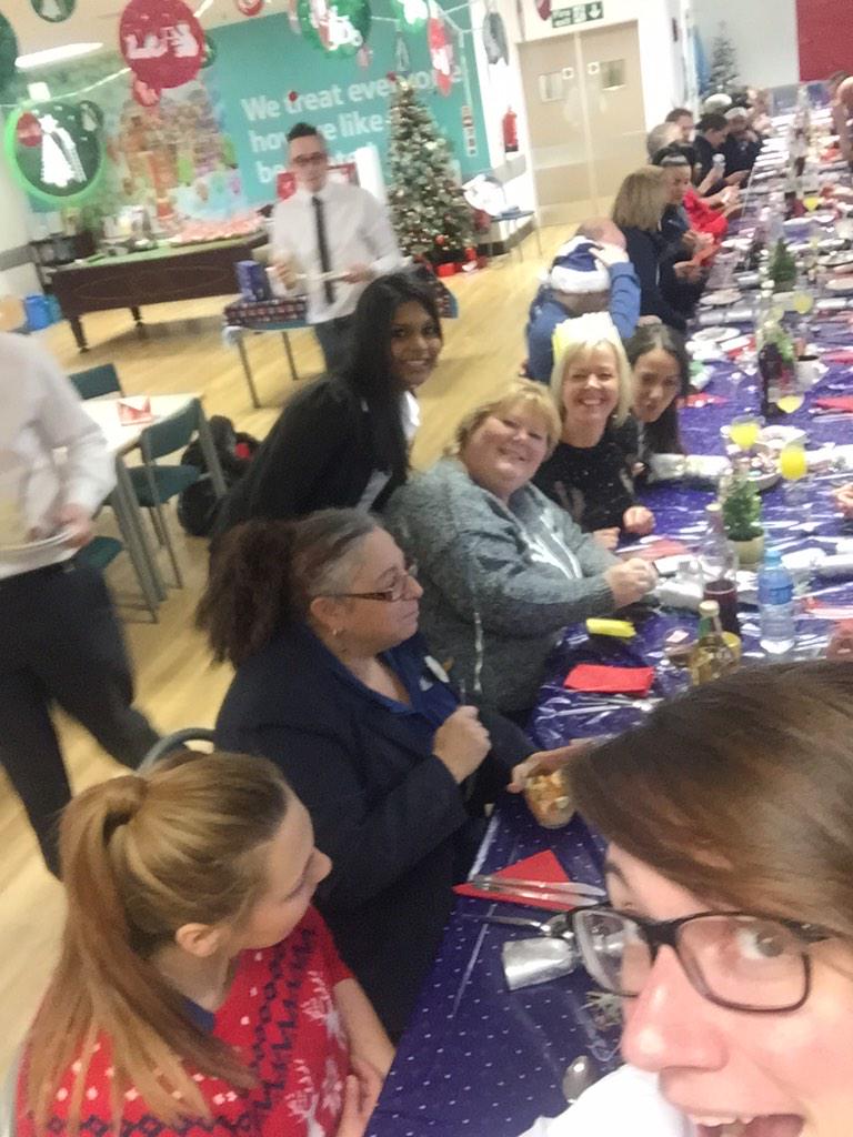 Loving the xmas selfies <a href="/bishops_2101/">2101BishopsStortford</a> <a href="/_Natascha_J_/">Natascha Aston</a> <a href="/samuelpwatkins/">Sam Watkins</a>