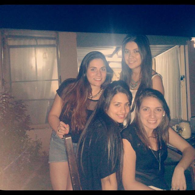 Micaelavcufre's tweet photo. Amigas hermosas ♥ http://t.co/IhpzM4RhE4