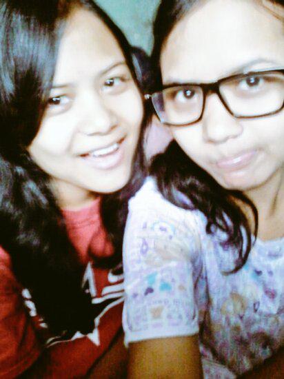 Swag_Teenagers's tweet photo. With my sister @maria22ana ;-) http://t.co/2qjmrLnxDy