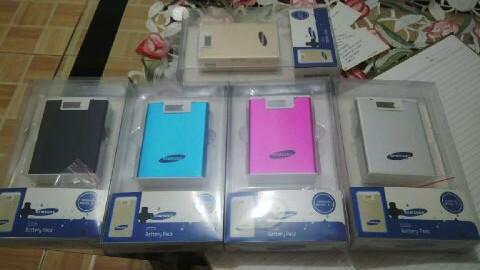 bb_bm_murah's tweet photo. yuk di order power bank merk samsung mulai dari 4200-28000 Mah dan Harga 75-165, pin 32FC2195 @PostingPromo http://t.co/iNgfWT4Cvs