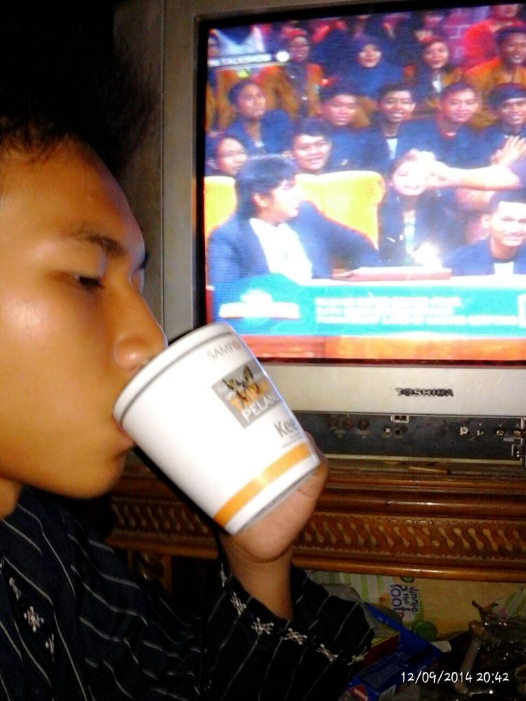 Kalo <a href="/Ini_Talkshow/">Ini_Talkshow</a> mnumnya th asoy gboy buatan maya,sya mnum th asoy gboy ibu clue: V
#NETMILIUNER_3 <a href="/netmediatama/">Netmedia</a>