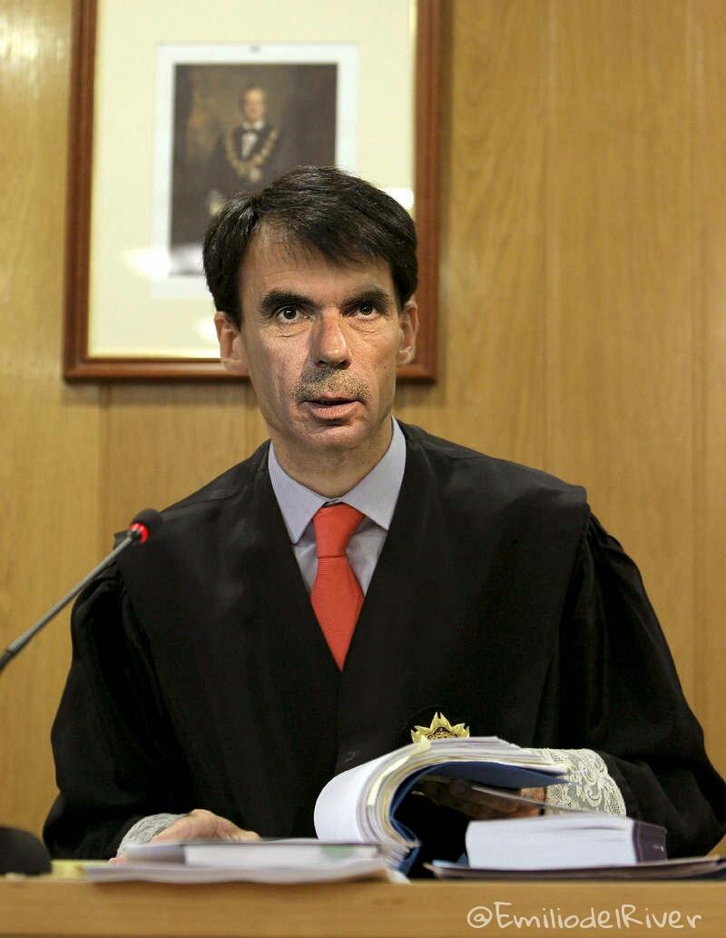 EmiliodelRiver's tweet photo. Este es el único juez Ruz que quiere el @PPopular. http://t.co/8TFJZDajP0