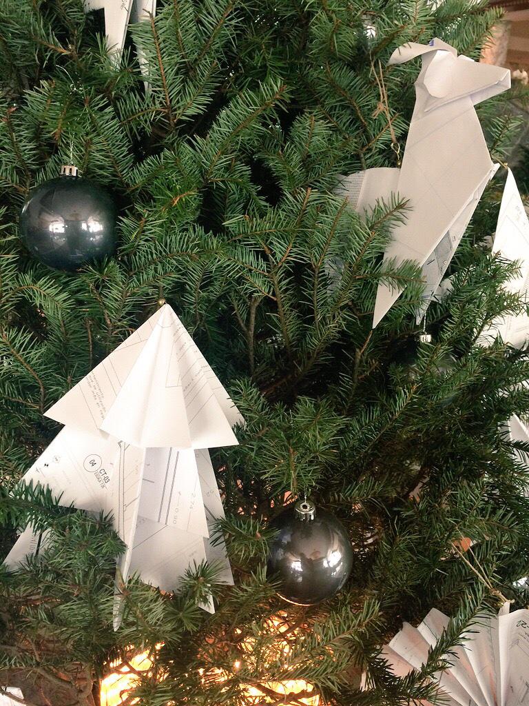 sheratonmxcity's tweet photo. #ezequielfarca pone especial atención y cuidado en cada pieza, apostando por las figuras de origami http://t.co/owN04Xm19t