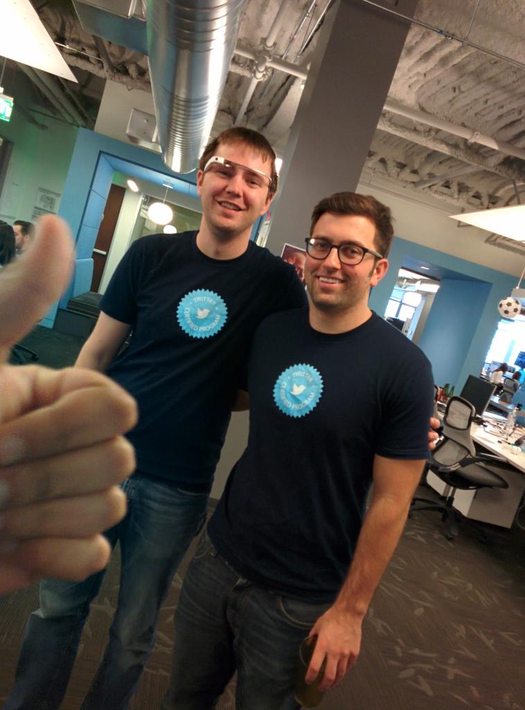shiraz's tweet photo. .@twitwinsies it's beautiful 😊
cc: @HugsWithPhil #SideHugsCount http://t.co/5zHPSt9I1T