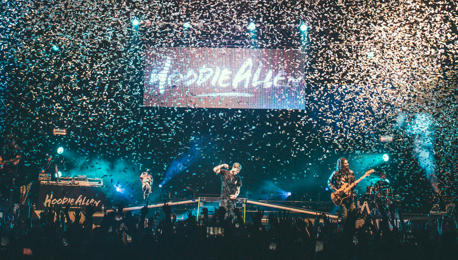 HoodieMobFR's tweet photo. La tournée reprendra ensuite en mars en Europe! #LT #PKTtour http://t.co/lAOO2ybNaz