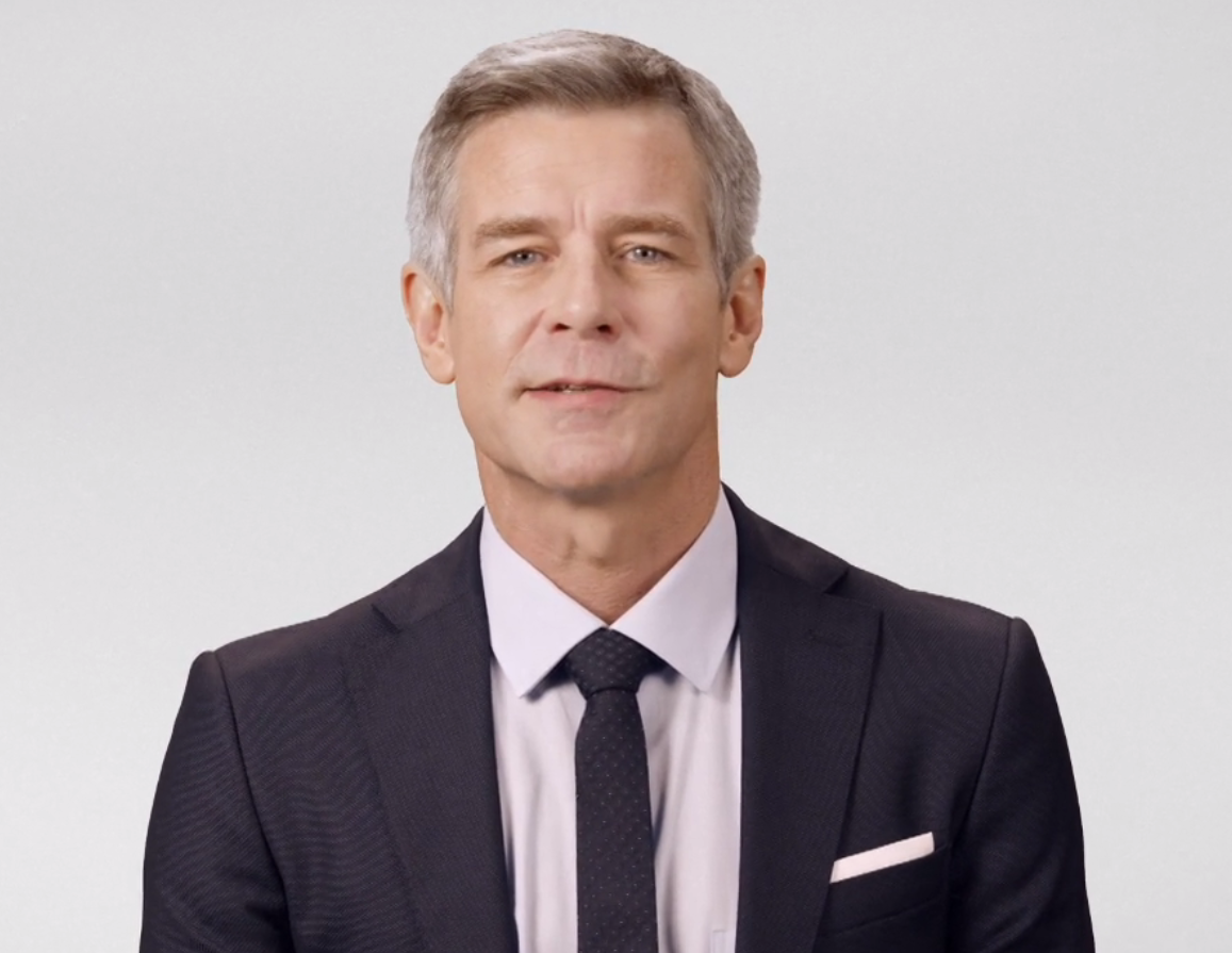 trivago's tweet photo. Have you seen me yet? New look. #trivagoguy #newcommercial http://t.co/vyPehfiokJ
