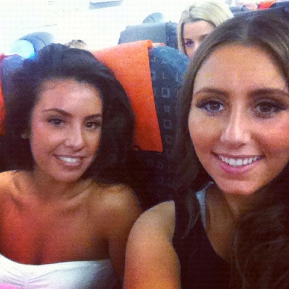 girlsbabesgirls's tweet photo. On the plane then ready for some cock #facebookbabes #bikinisluts #cockteasers http://t.co/eMAfu5kH4R
