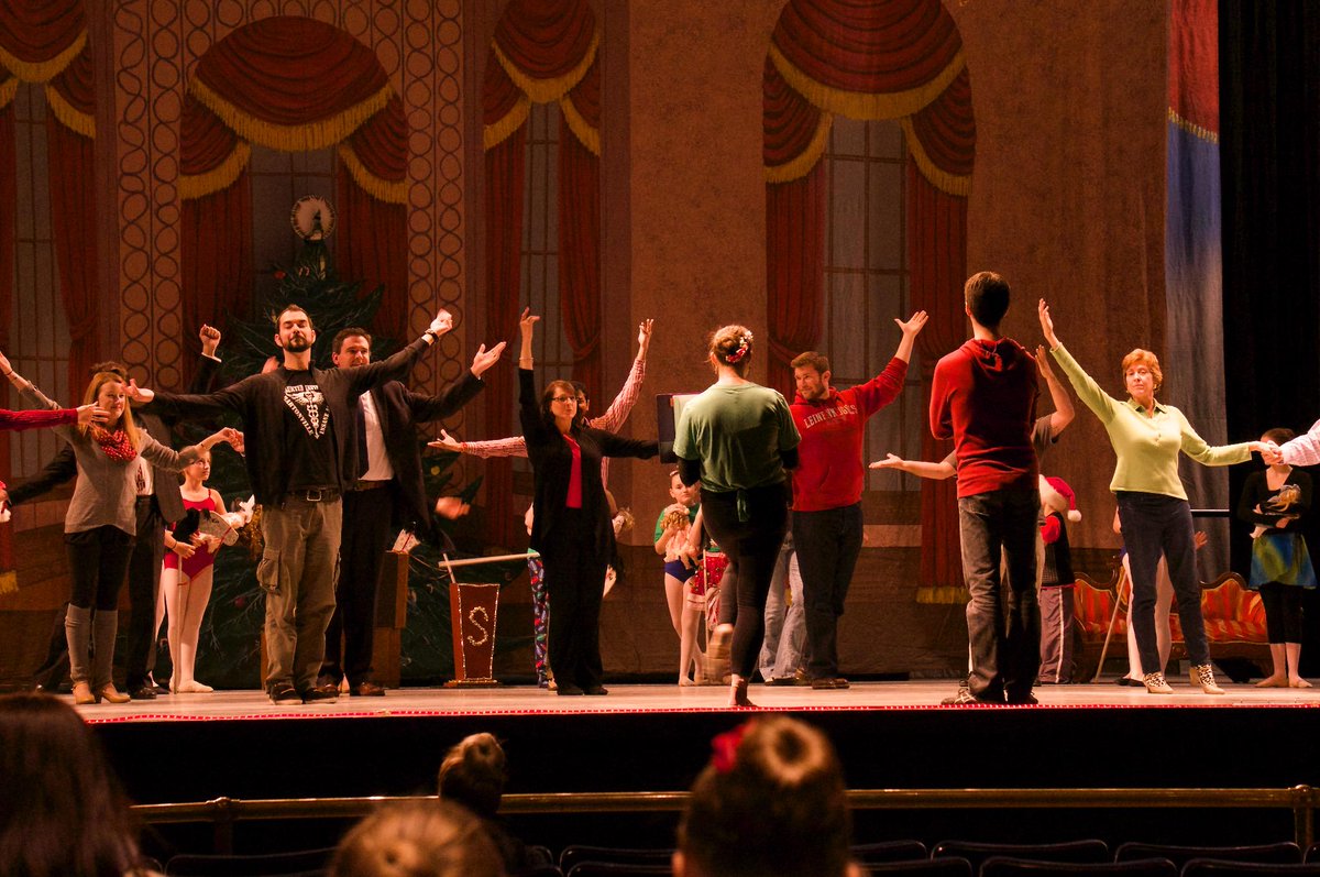 stevenmarx's tweet photo. #CountdowntoNutcracker: Scenes from Monday's blocking rehearsal @PeoriaCivicCntr @PeoriaBallet http://t.co/gVD03EN9ZV