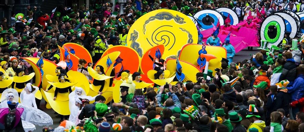Ireland gears up for '15 “<a href="/Failte_Ireland/">Fáilte Ireland</a>: €2m announced for key festivals and events in 2015" bit.ly/1uh1pyL