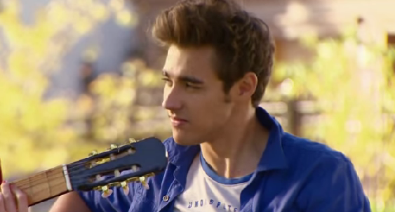 supportinita's tweet photo. SOLO las verdaderas Jorgistas daria RT por el || #FWEnVivoAwards voz dorada: Jorge Blanco http://t.co/t3wgzzVdFP