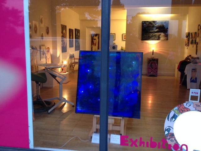 NudeTinCan's tweet image. JELLY FISH has arrived from @ArtLumina  Plus a wee close up. Current art exhibition m-sieve.com #stalbans