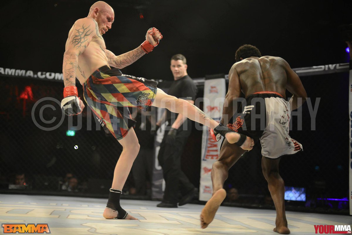 dn4photography's tweet photo. @BAMMA 17 pics http://t.co/IxTG5dwXMP #UKMMA @YourMMA @dr_freakshow @Stapes_50cal @Brendan264 @EFNSports #BAMMA17 http://t.co/4gwVlEKJre