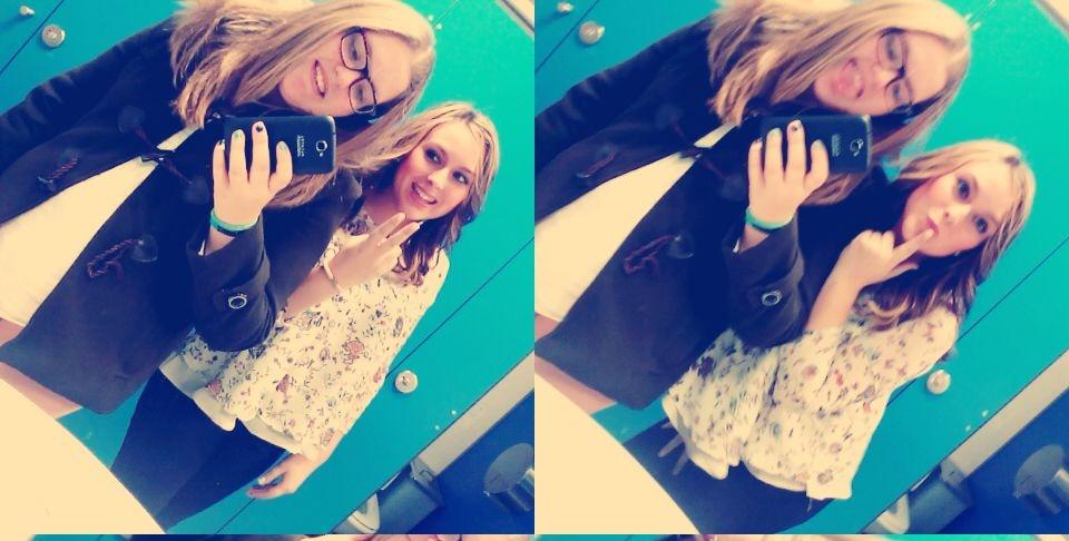 lidiaamts_'s tweet photo. Bueniisimo diiaa eel de ayer coon esta estupendisima prima qe teengoo♥Tequiiero guapi♥Qiero repetiir ;) @letiiiii93 http://t.co/TGdVCrVItE