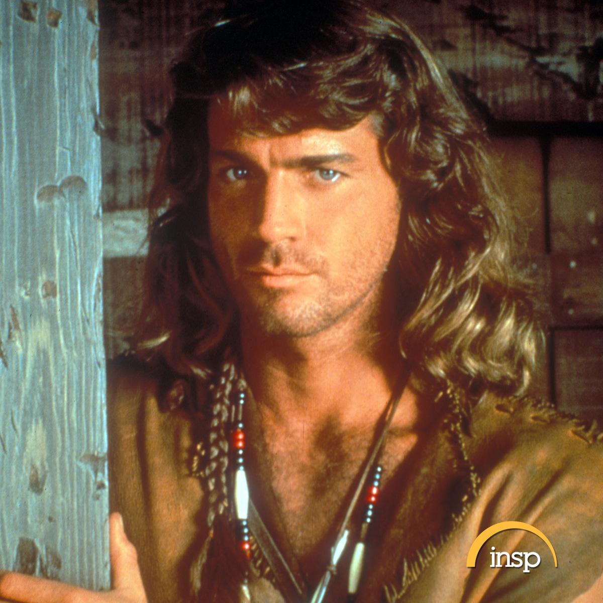 To wish Joe Lando a very happy birthday! Catch him tonight at 7 ET on 