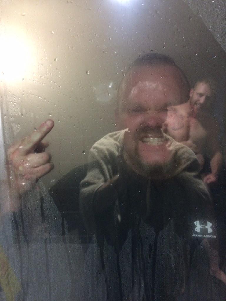 <a href="/KNUXX_SA/">KNUXX SA</a> the man. Helping @Franamma hit the 57kg mark #CrazyIrish we love him 2 much! Thanks <a href="/KIAEastrand/">KIA Eastrand</a> 4 da sauna