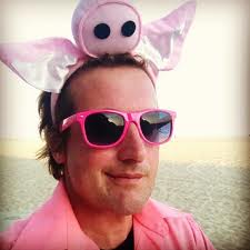Hoy cumple 42 años uno de los mejores baterías del mundo. Happy Birthday Tré Cool! 