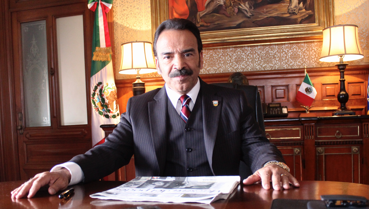 CarmeloVargasOF's tweet photo. LA TELEVISIÓN MEXICANA ES MOTIVO DE ORGULLO, FACTOR DE UNIDAD, ALEGRIA EN LOS HOGARES Y PILAR DE NUESTRA DEMOCRACIA. http://t.co/OrgVcxmJDG