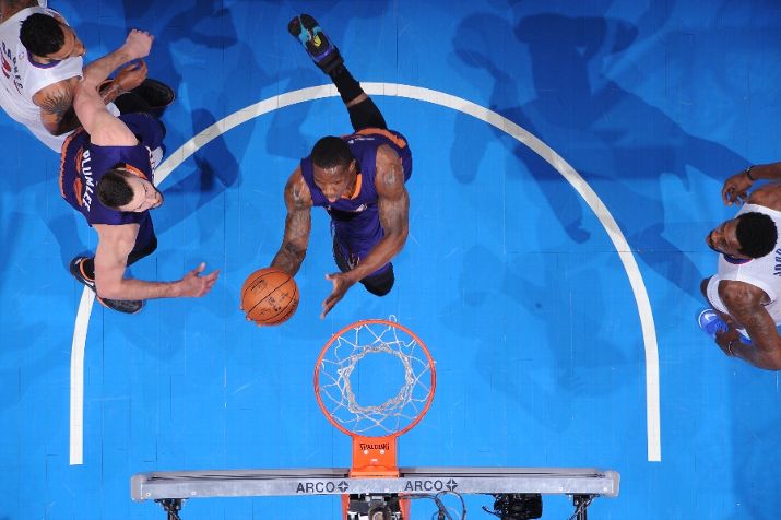 Happy 25th to Eric Bledsoe, who recorded his first triple-double last night. WAY TO RUIN HIS BIRTHDAY, BLAKE GRIFFIN. 