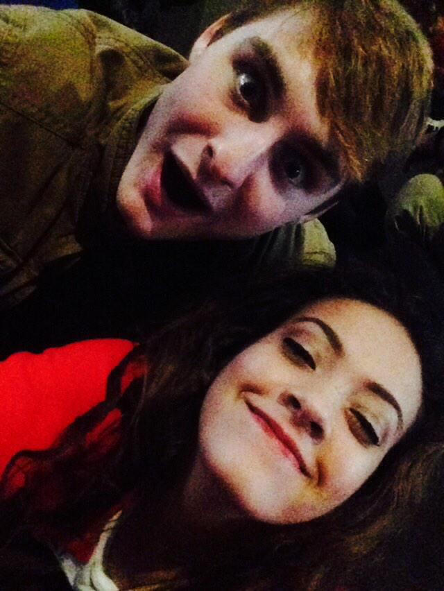 marisaestrada3's tweet photo. Best night I've had in a while. #TurnBlueTour #BlackKeys http://t.co/zUV5qvaGMH