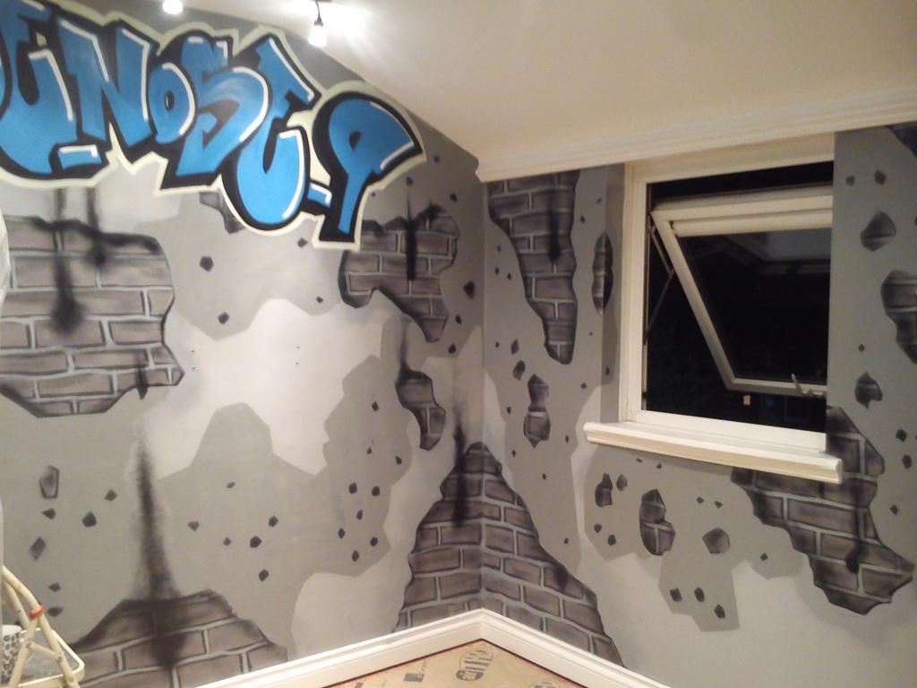 Modern Graffiti Art Inspired Dream Big Glass Wall Decor for A Contemporary Feel in Any Room Red Barrel Studio Size: 11.8\, image size:1024x768