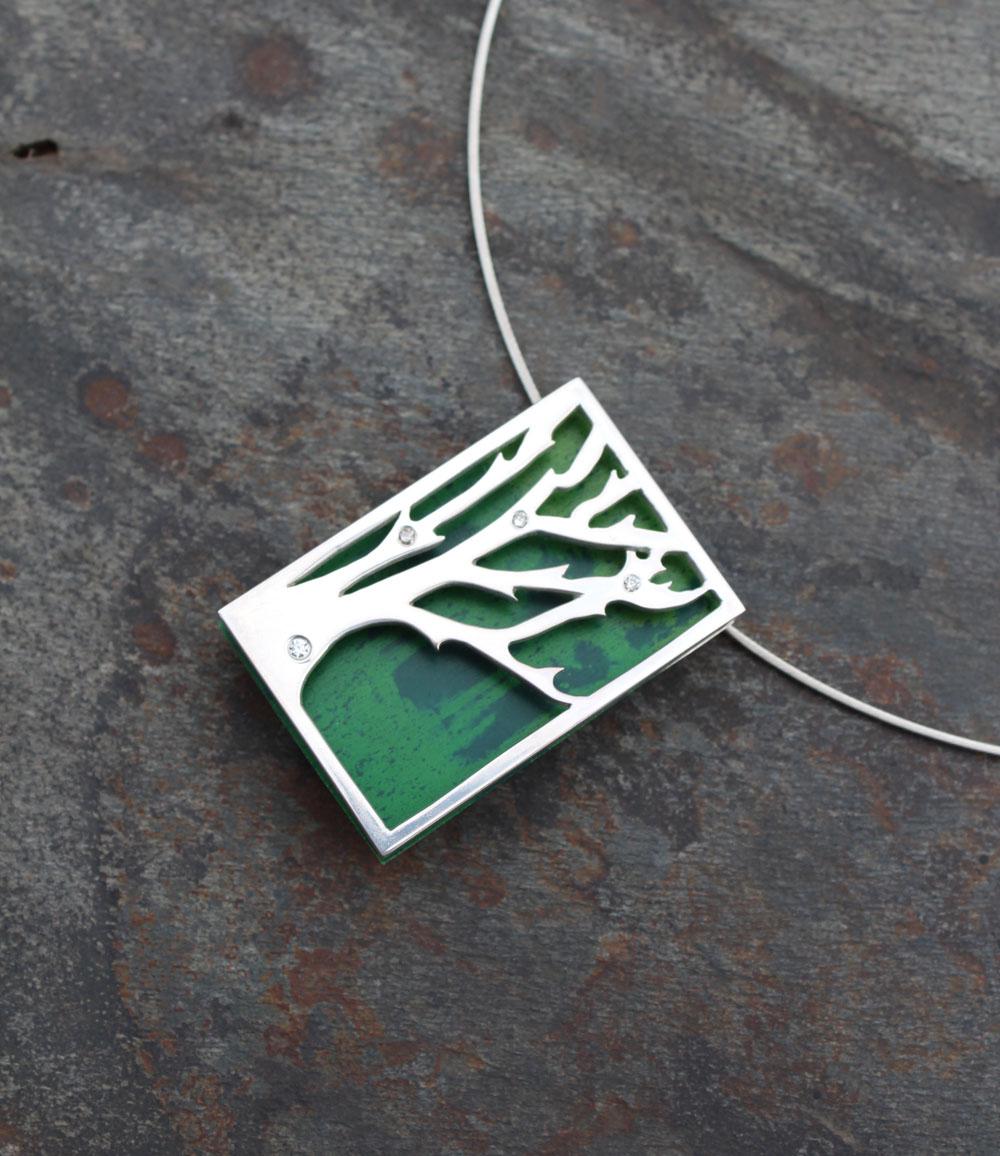 citylit's tweet image. Read how @DesignsEleanor started out in #jewellery and how she won a @citylit @benchpeg award: bit.ly/34bng