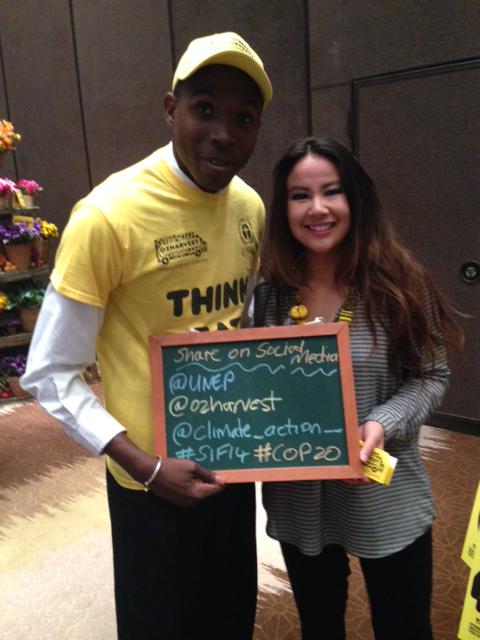 UNEP's tweet photo. Getting ready for #OzHarest's rescued food lunch at #SIF2014 w @MrJasonDay @Diego_A_Munoz, @Climate_Action_. #COP20 http://t.co/aAxYT7WGgC