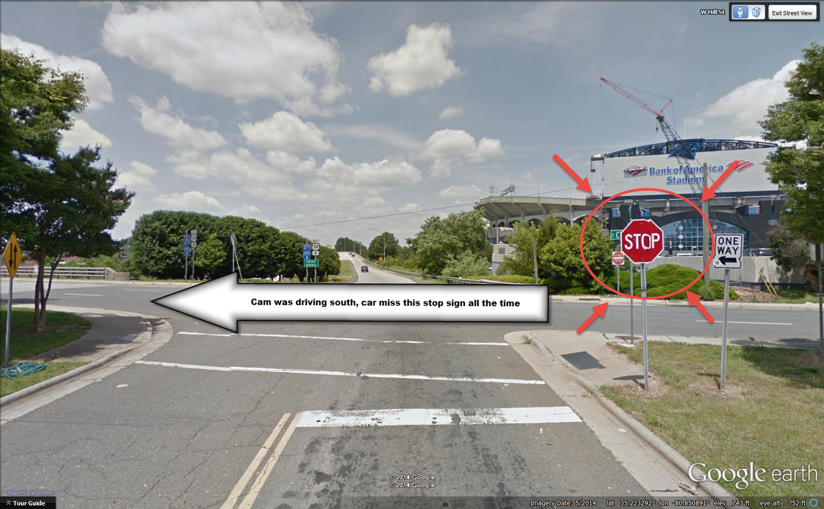 wxbrad's tweet photo. This intersection is always dangerous people miss this Stop sign thinking they are already on a ramp to I-277. http://t.co/I5E91EthUu