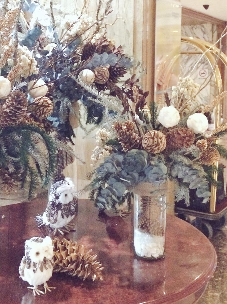 sheratonmxcity's tweet photo. #adrianamolina es diseñadora floral encargada de dar color en espacios comunes dentro de #sheratonmariaisabel http://t.co/0FYEKGuHMD