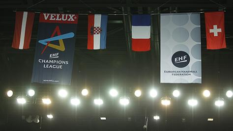 psghand's tweet photo. Les photos de #RKZPSG à voir ici --> http://t.co/gv4nadlOc6 http://t.co/x6rDQntvvd