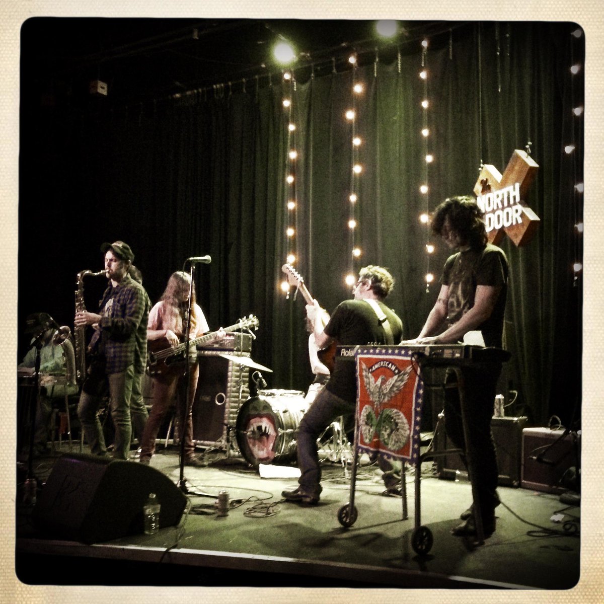 PaperHotel's tweet photo. @jwc3texas Great show, man! :D http://t.co/I7cdInvldc