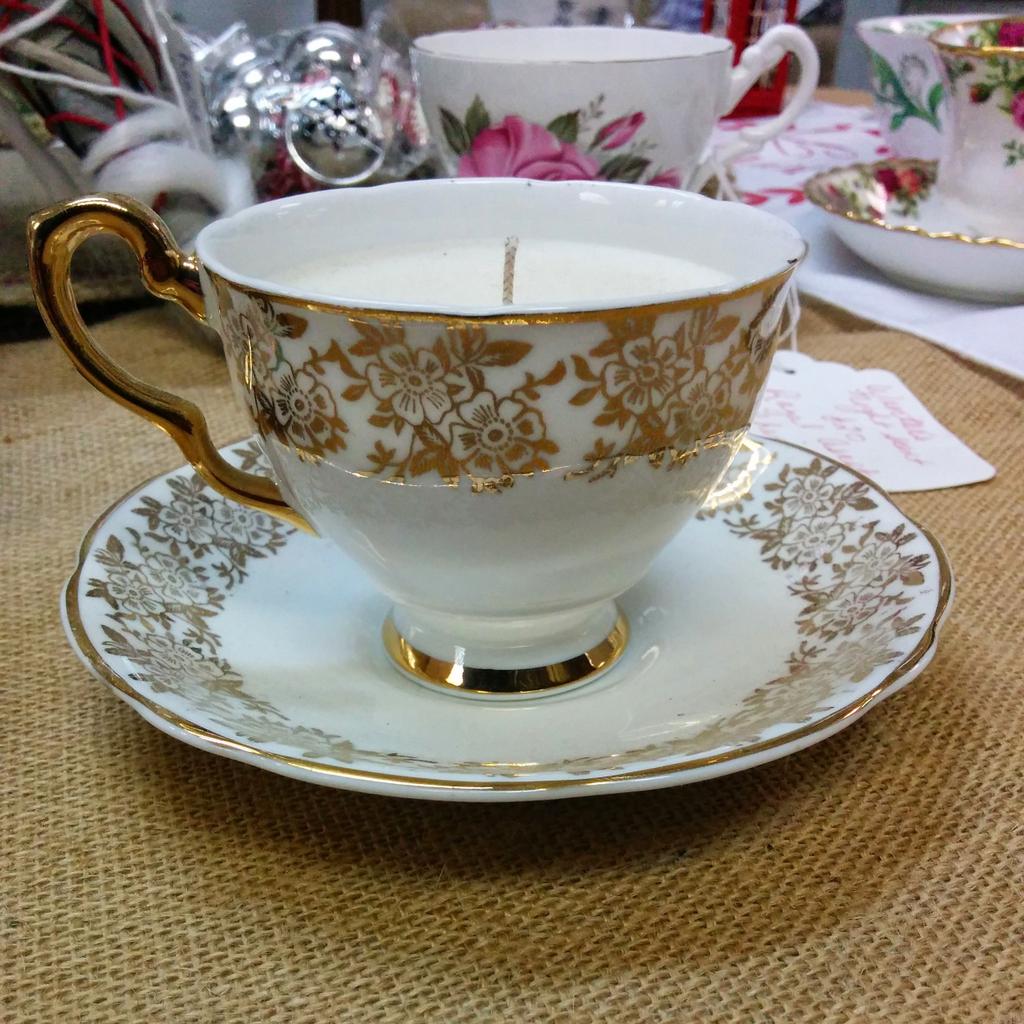 craftynestuk's tweet photo. Scented #candles in #vintage #teacup workshop 16 Dec @craftynestuk why not join us? #guildfordhour #craftedtreasure http://t.co/QmXZGVP34x
