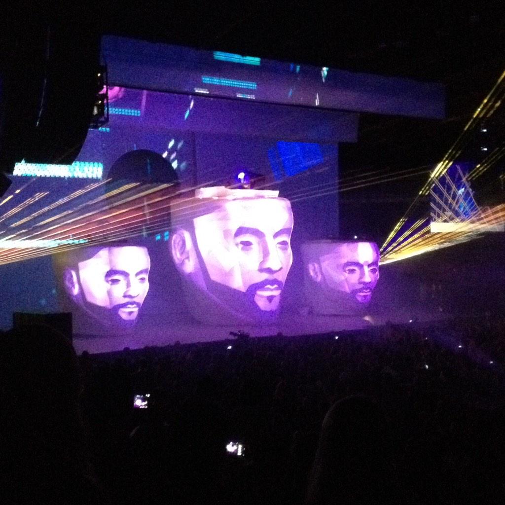 sarah_bep's tweet photo. One year ago #willPOWERtour in Antwerpen ❤️ http://t.co/Al1h0Ja6sp