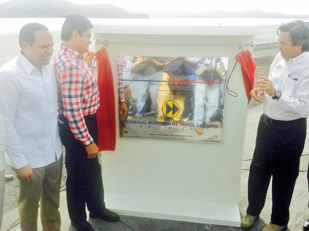 foidtechs's tweet photo. Inauguramos nueva Unidad Especializada de Granel Agrícola en Topolobampo junto a Guillermo Ruiz de Teresa. http://t.co/BGeadsI5SR