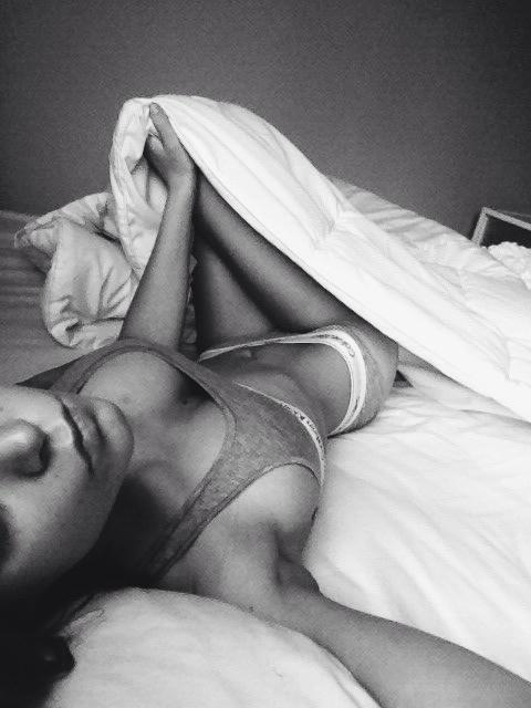 Watch Amberleigh West's leaked NSFW photo on TwXstars