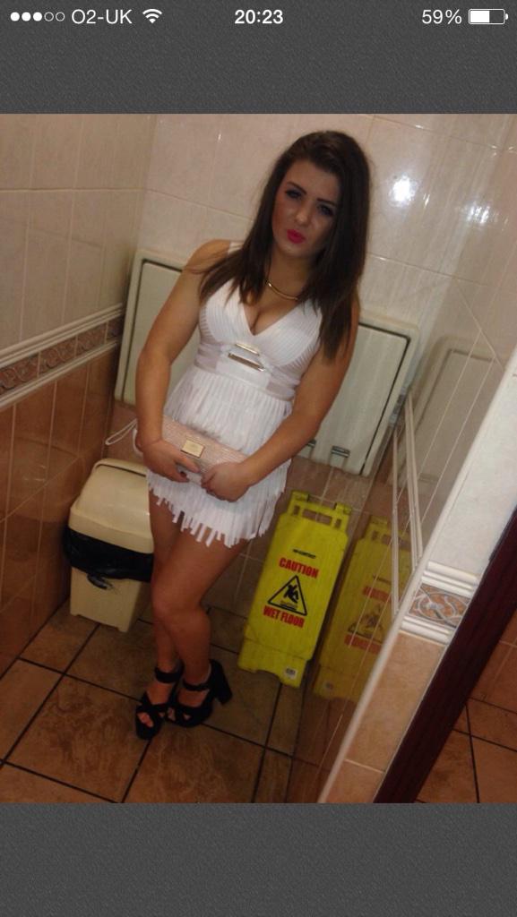 harrysdf727's tweet photo. Loron #1 #teen #chav #slag http://t.co/OS1jiJuU5C
